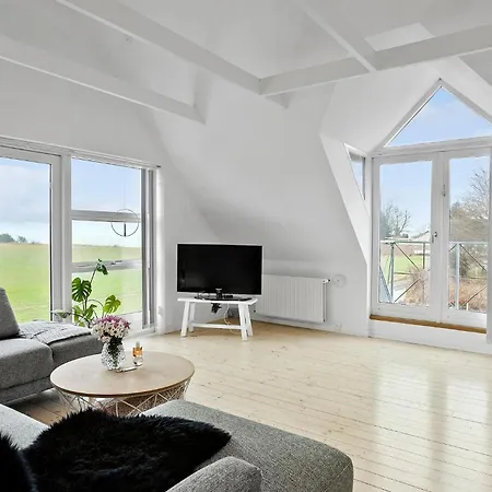 Gorgeous In With Wifi Holiday home