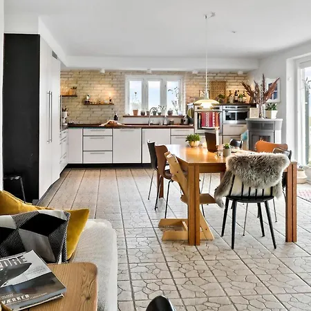 Holiday home Gorgeous In With Wifi